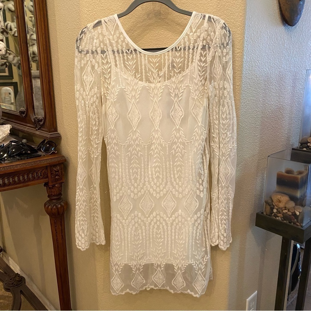 NWT~ECOTE Urban Outfitters Women Creme Lace Lined Dress Size Small